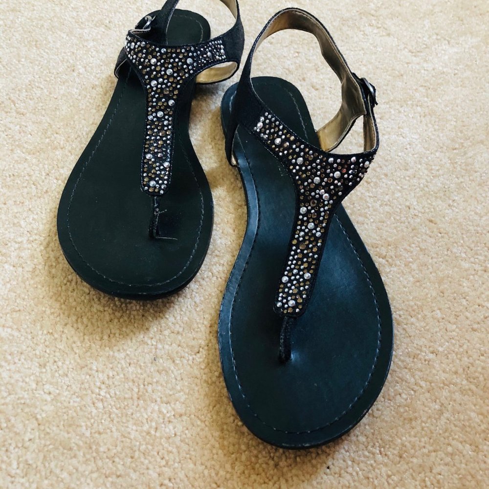 BCBGeneration - Picture 5 of 7